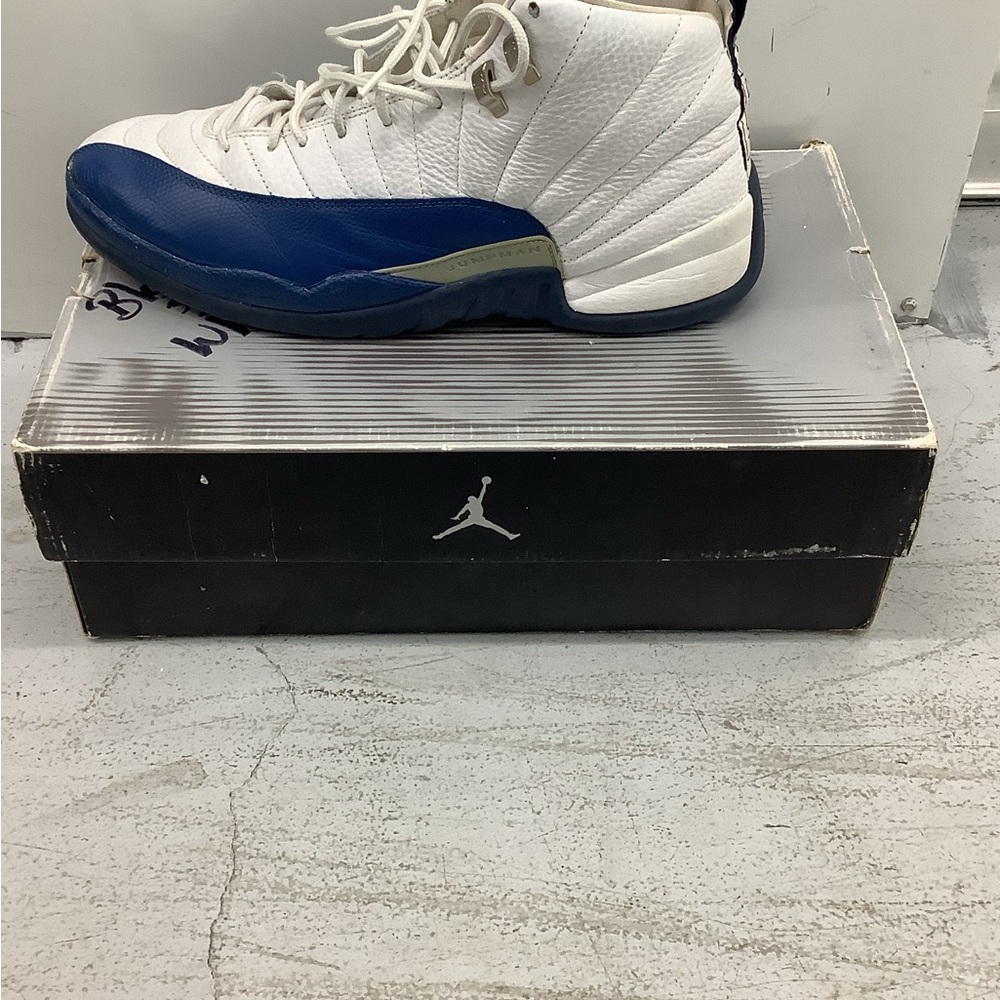 Jordan Retro Sneakers in White and Blue
